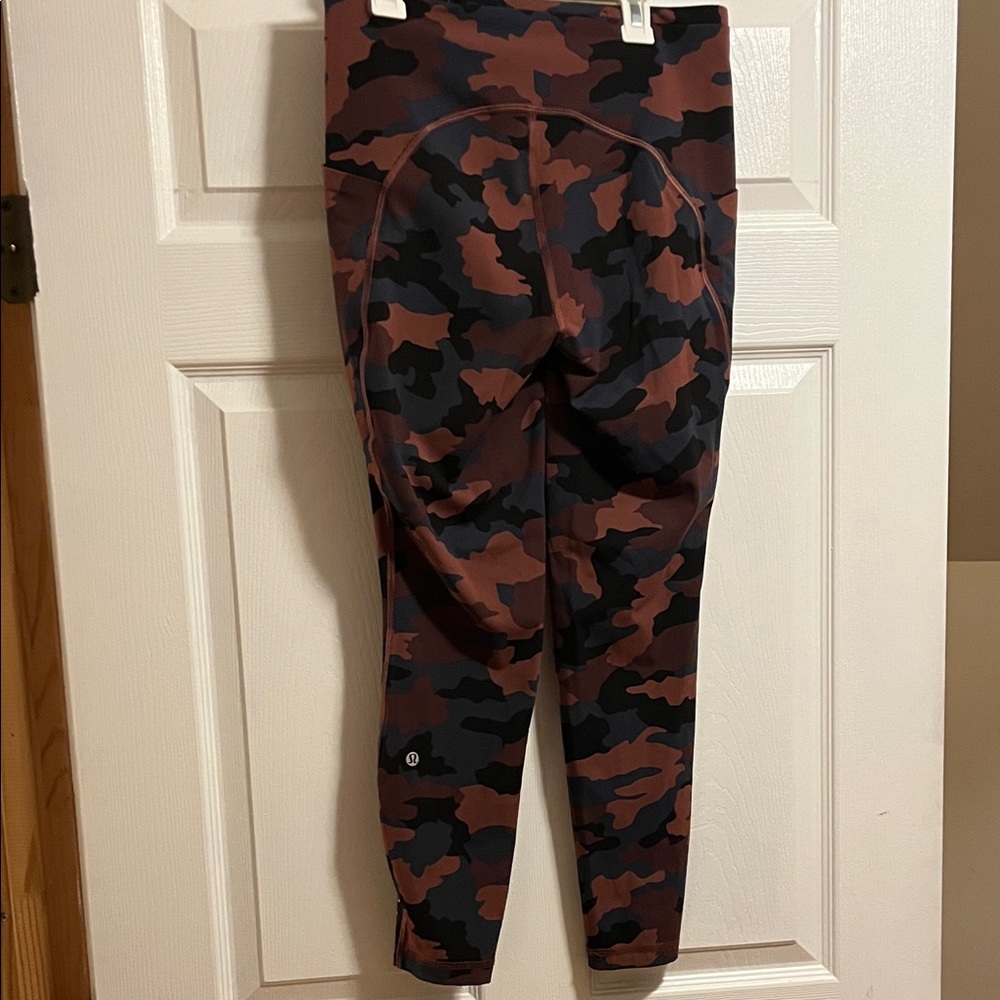 Lululemon swift speed high rise -24 inch -camo Smokey red - Picture 2 of 12